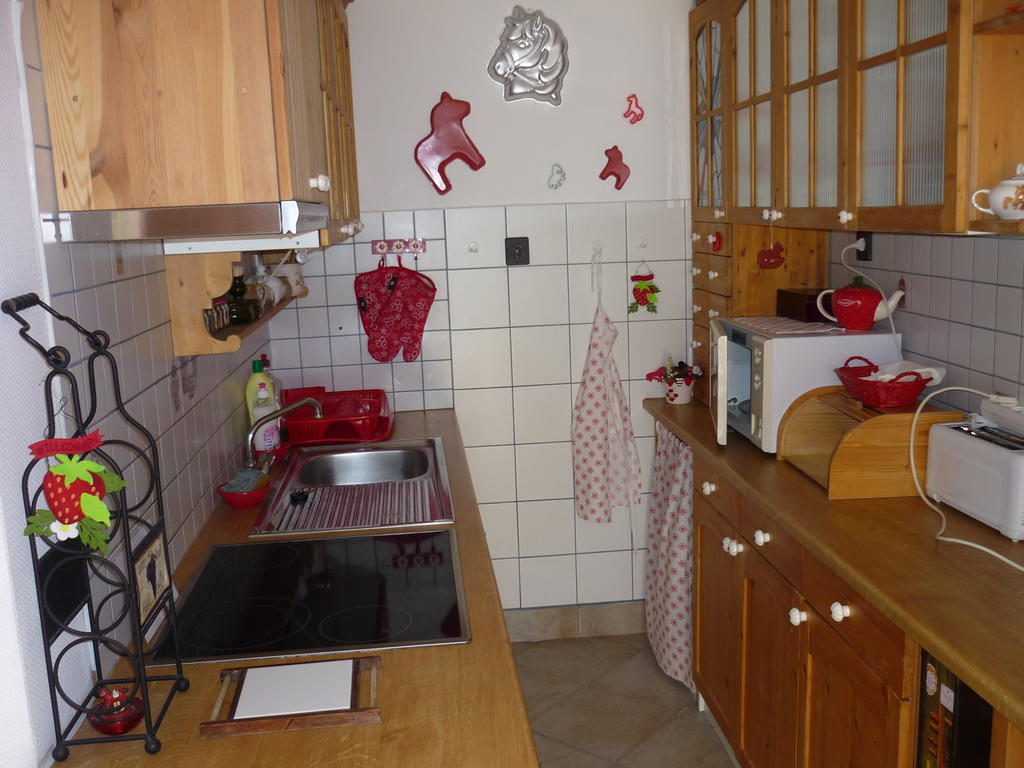 Falusi Vendeghaz Etyek Rom bilde